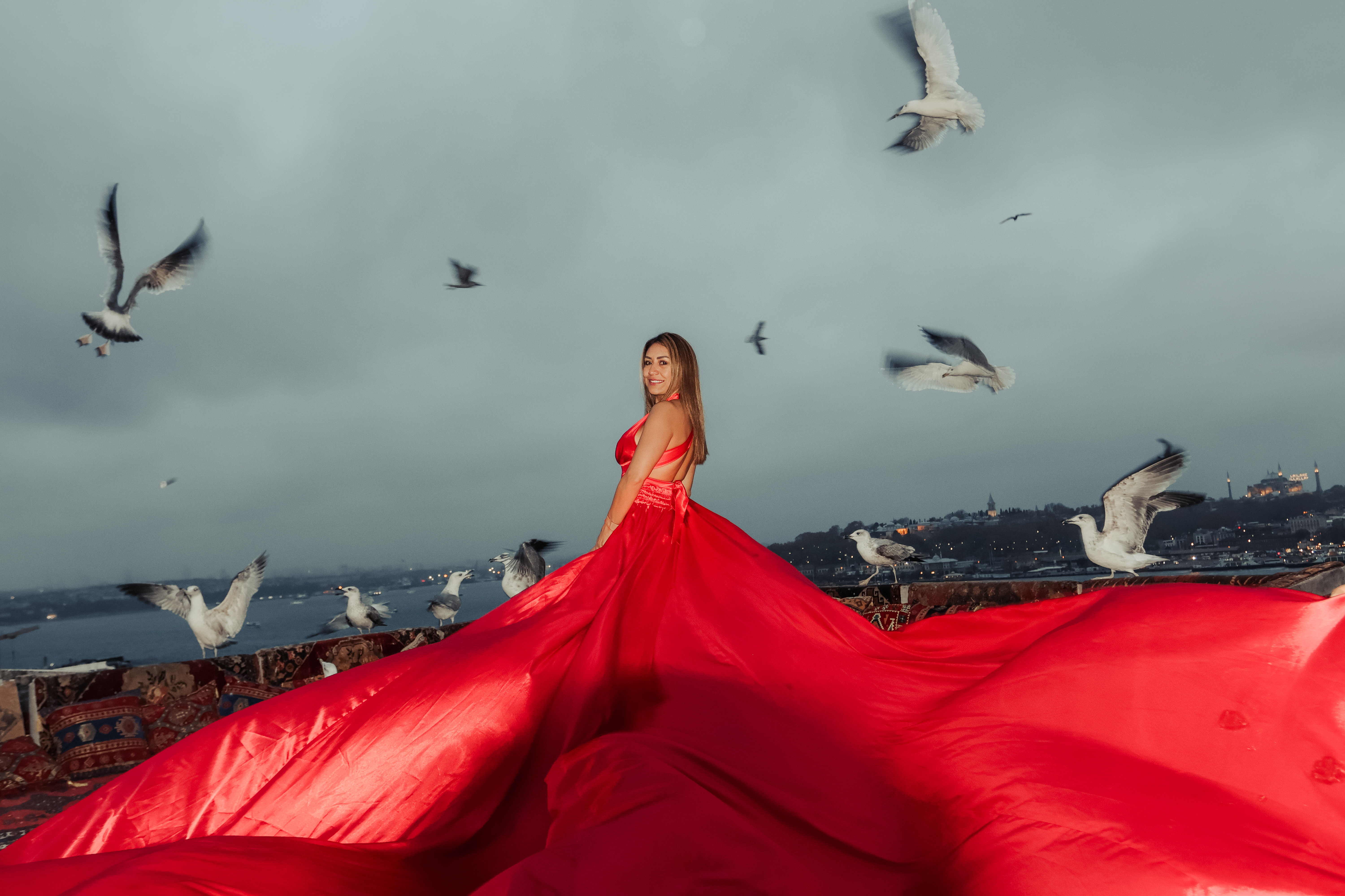  FLYIN DRESS PHOTO SHOOT IN ISTANBUL 